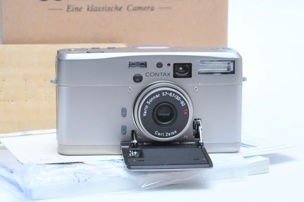 Contax TVS III Silver 35mm Point & Shoot Film Camera 018428 Contax TVS III Silver 35mm Point & Shoot Film Camera 018428