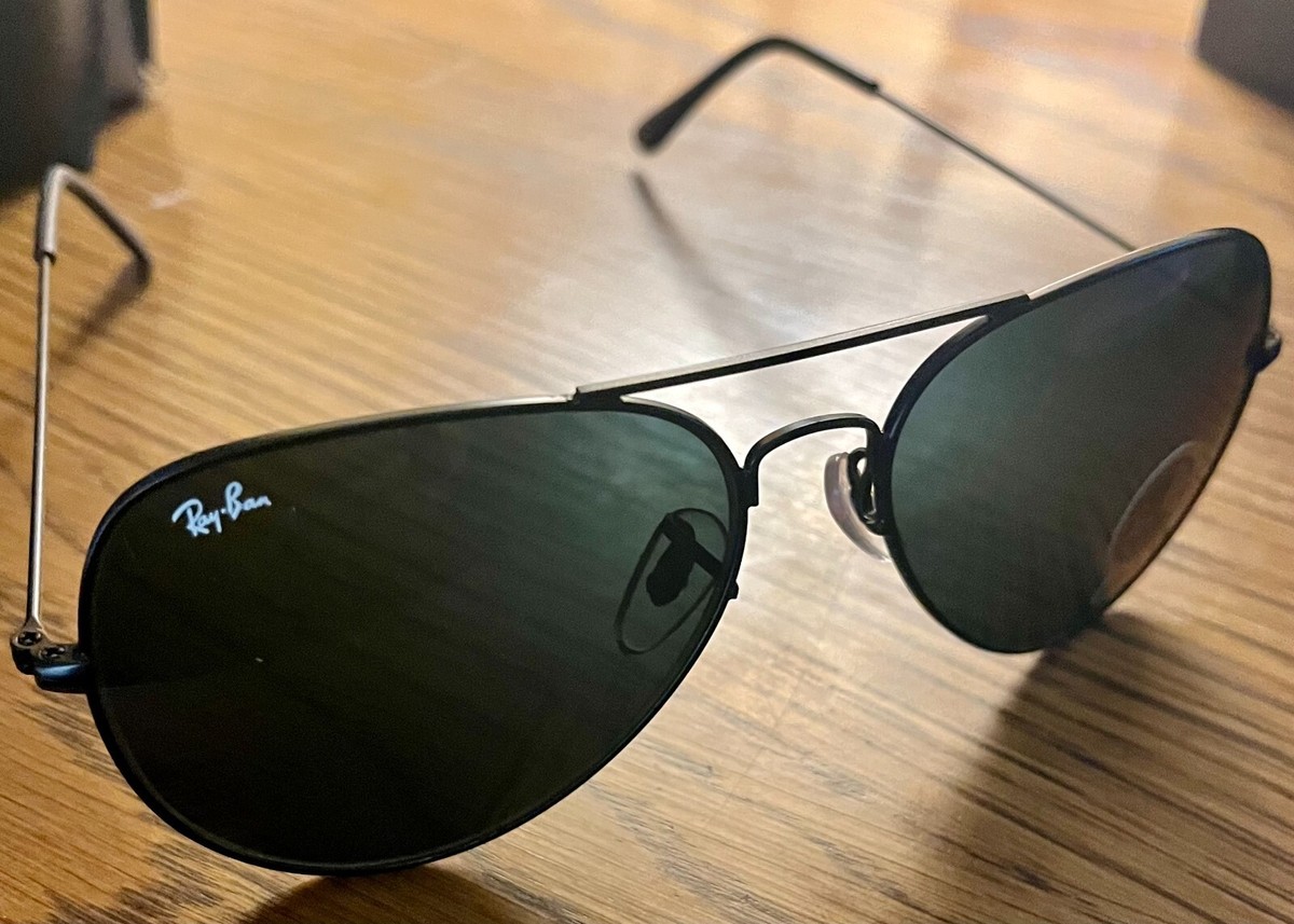 Ray-Ban Aviator RB3025 L2823 Classic Green G-15 Lens with Black