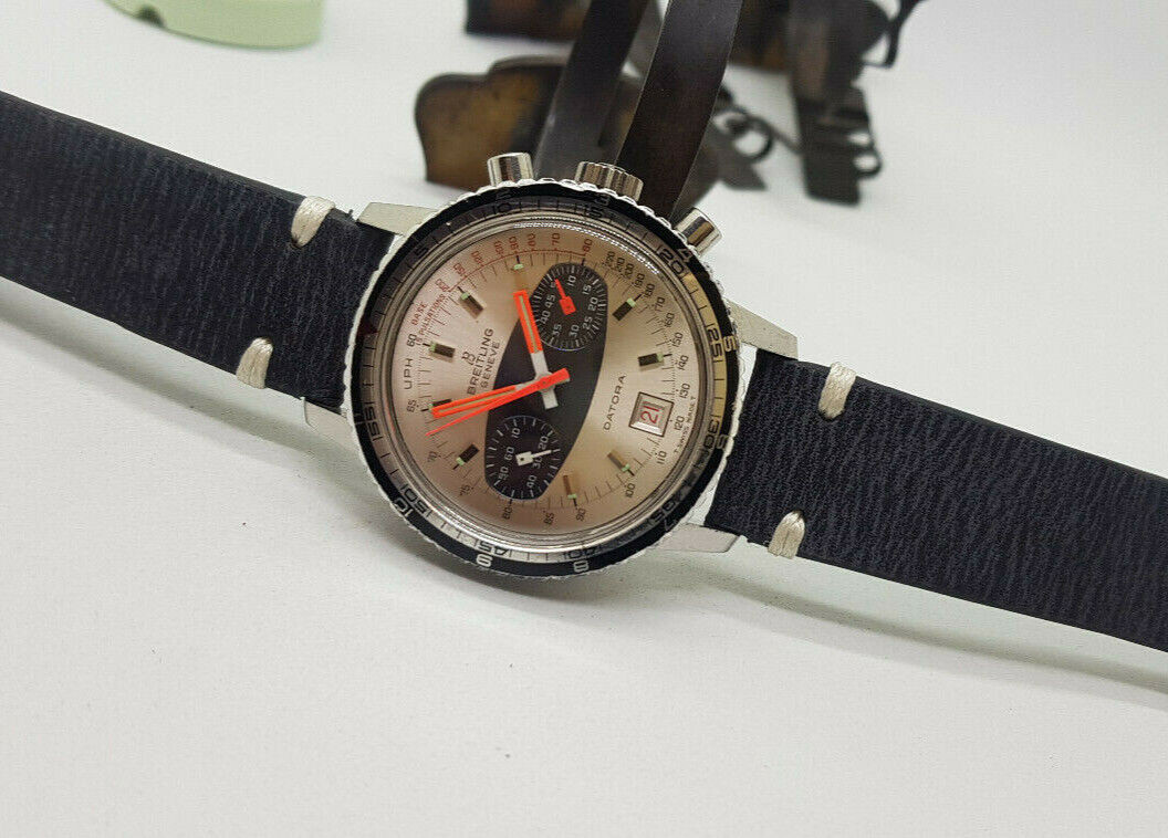 RARE VINTAGE BREITLING DATORA CHRONOGRAPH TWOTONE DIAL  MAN'S WATCH image 2