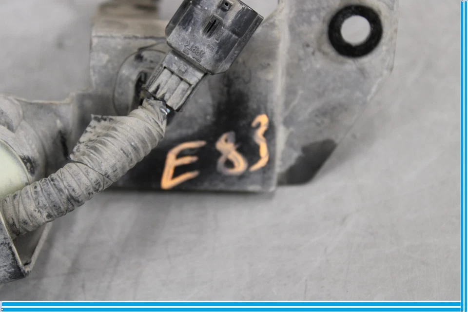 Sensor de nivel de altura delantero derecho Infiniti QX56 QX80 11-17 538121BA0A fabricante original Foto 4 de 4