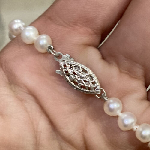 Sterling Silver 925 Pearl Necklace Vintage Lock - Picture 3 of 6
