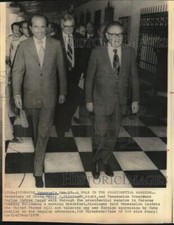 1976 Press Photo Henry Kissinger and Venezuelan President, Carlos Perez