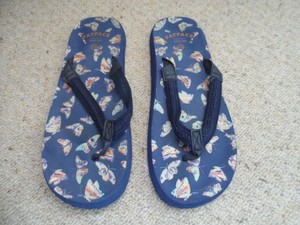 fat face flip flops