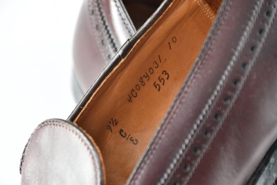 Alden 553 Tassel loafer is built on the Aberdeen last. The model has a burgundy Calfskin leather upper with a single leather outsole.