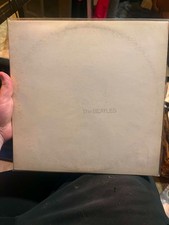 Beatles White Album SWBO-101 Apple 2LP Complete w/ Poster 4 Photos Inner Sleeves