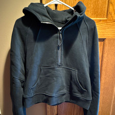 Lululemon Scuba Black Women s XS/S 1/2 Zip Fleece Pullover Hoodie Pockets NWOT