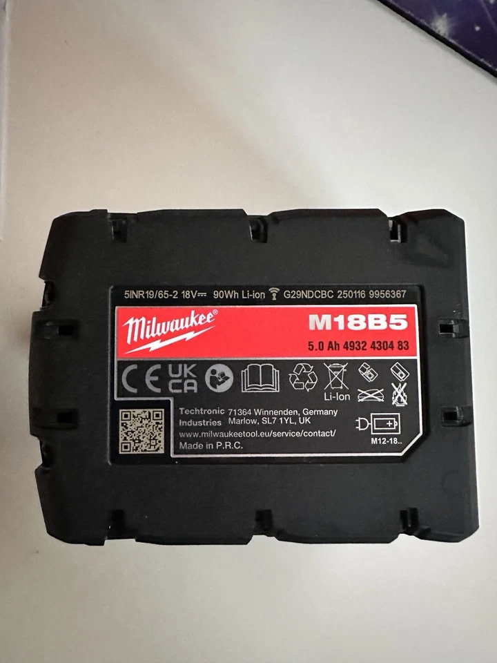 Milwaukee M18 FPD3-0 18v Fuel Combi Drill and batter Milwaukee Hammer Drill - Image 3 of 4