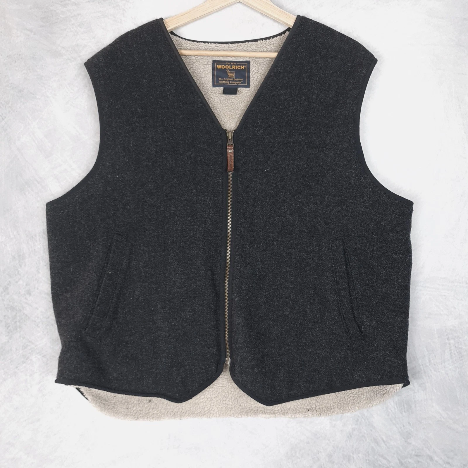 Woolrich Vest Mens Medium Gray Wool Sherpa Fleece Lined Full Zip Hiking