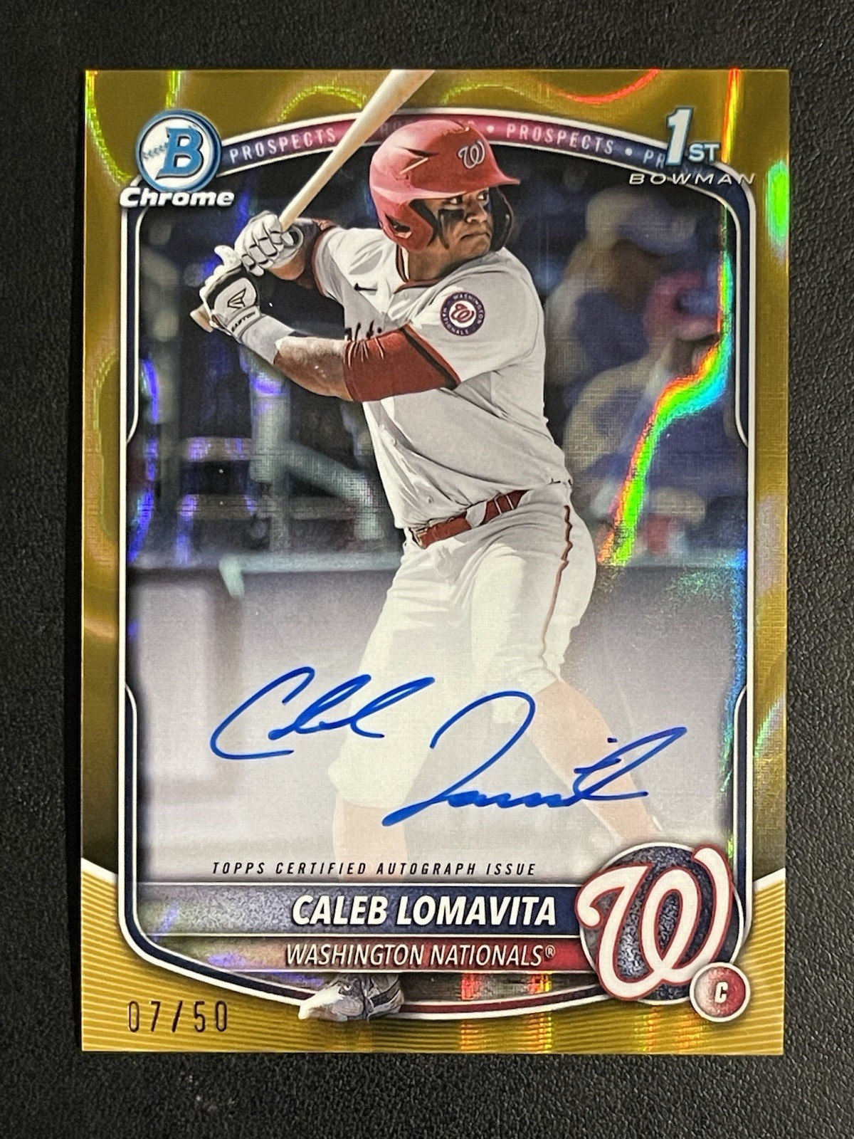 2025 BOWMAN CHROME 1st AUTO GOLD LAVA REFRACTOR  CALEB LOMAVITA 07/50 Nationals
