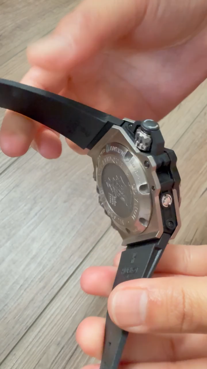 HUBLOT 置物 Hublot Big Bang King Power Oceanographic 1000 Titanium Diving 48MM