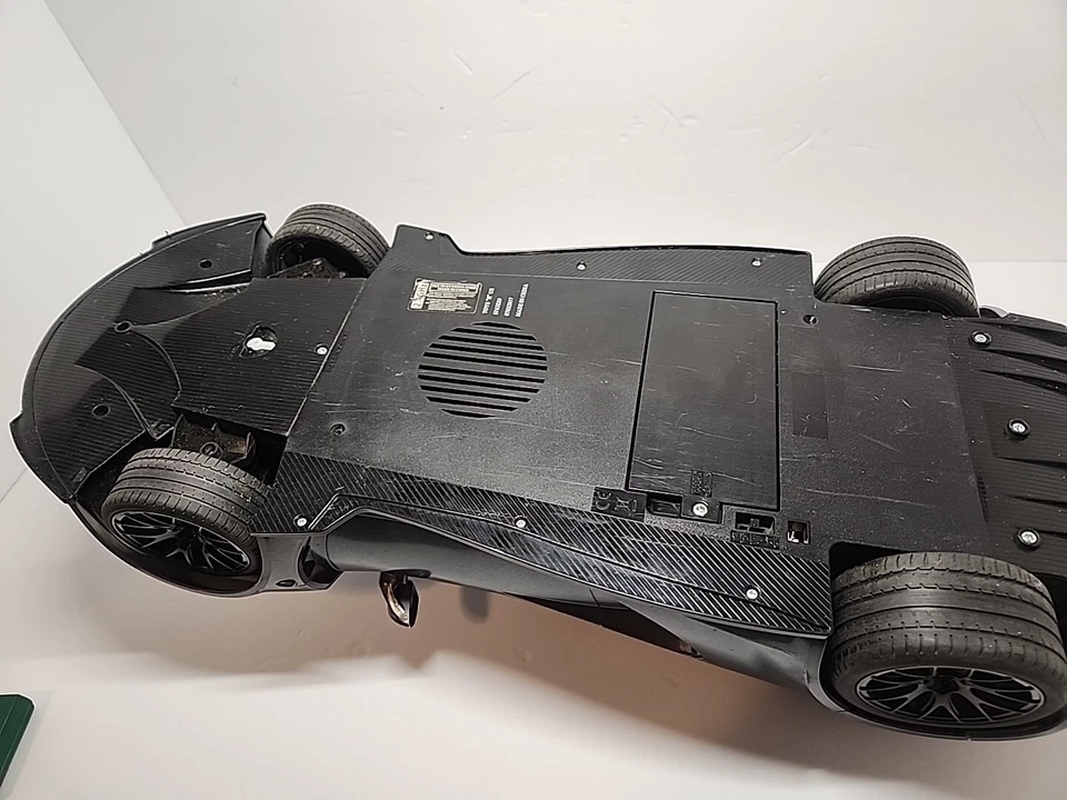 Fast Lane Toys R Us RC Hennessey Venom GT 1:8 | No Remote or Charger - Image 4 of 4