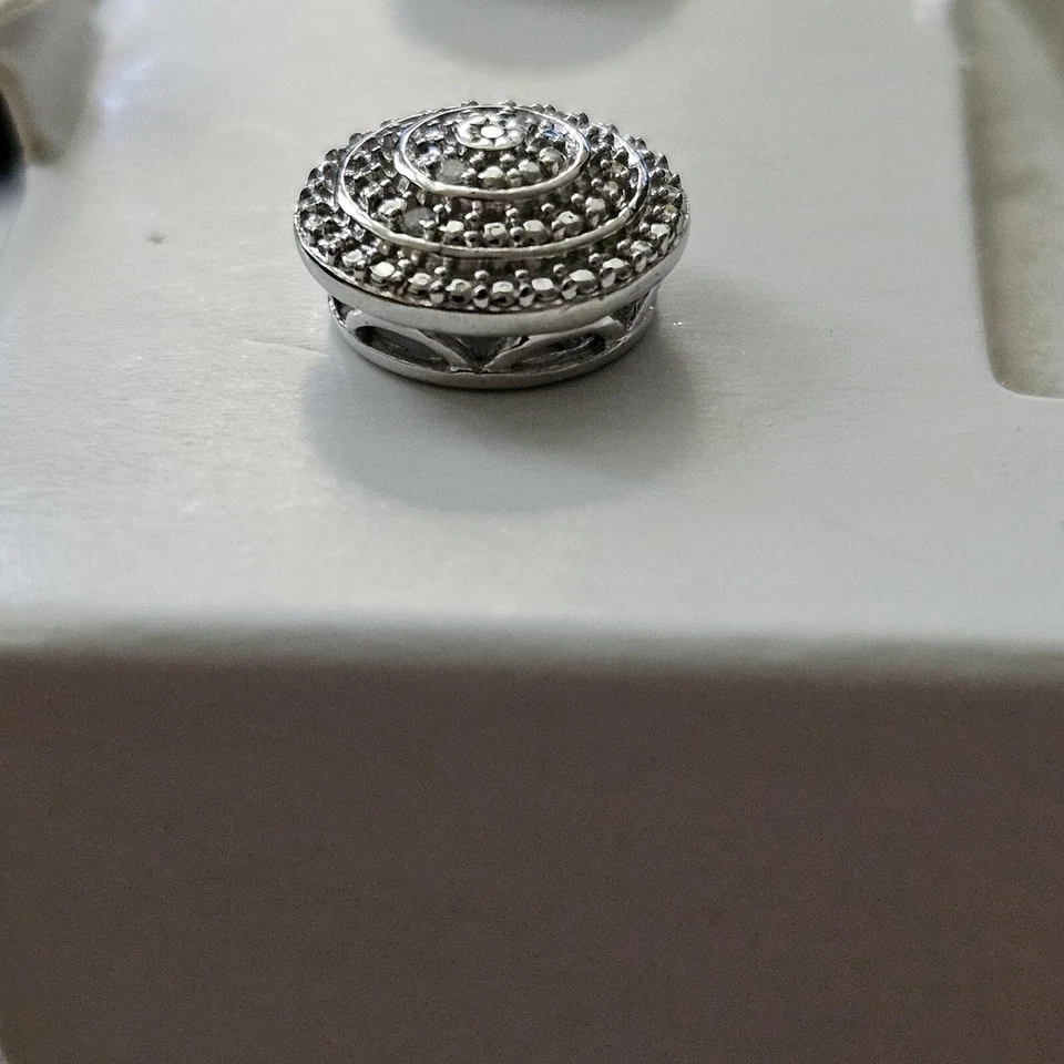 Sterling Silver 925 0.20Ct Diamond Cluster Halo Stud Earrings - Image 4 of 4