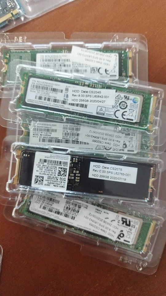 SSD M.2 SATA ET SSD M.2 NVMe 256 Go intel ,SAMSUNG , western digital,kioxia .... - Immagine 3 di 4
