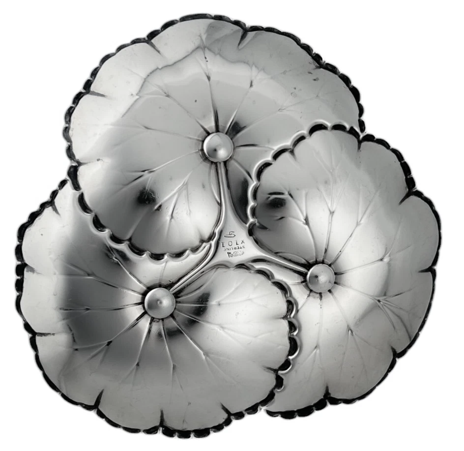 Plato de caramelo/nueces hojas de lirio de agua Reed & Barton con - 6 1/2" de ancho - 5 OZT Foto 3 de 4