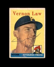 Vernon Law Signed 1958 Topps Pittsburgh Pirates Autographed