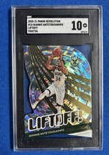 2020-21 Panini Revolution - Liftoff! Giannis Antetokounmpo #10 Fractal SGC 10 