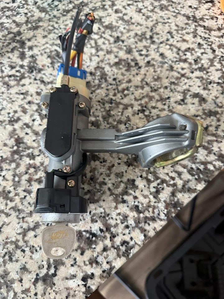 2001 - 2006 现代伊兰特点火锁气缸钥匙适用于 81900 - 2DA00 带钥匙 — 第 4/4 张图片