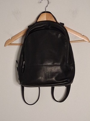 Margot 100% Black Leather Backpack Lined Roomy Interior  display picture 3