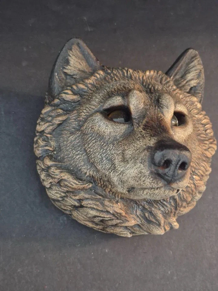 Aplique Windstone Editions Wolf ojos de vidrio - diseño M. Pena - montaje en pared - luz de té Foto 2 de 4