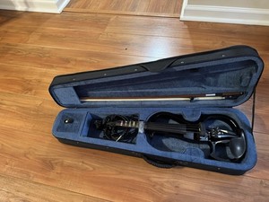 Cecilio 4/4 Black 4-String Electric Violin Polished Finish w/Hard Case & Bow
