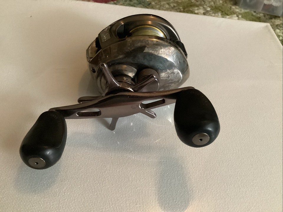 Moulinet Casting Bass Pro Shops Extreme EMX10SHA - 7 Roulements, Ratio 7:1, Main Droite