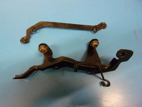 YAMAHA XSR 125 (2021-2024) B1-V / BAIL PAN - SUMP PANEL - MOUNTING X 2 LEFT RIGHT