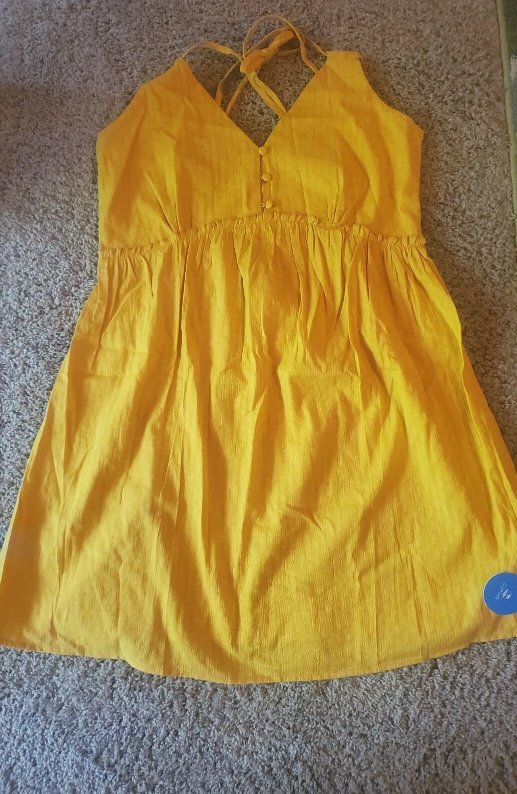 Sundress
Opens in a new window or tab