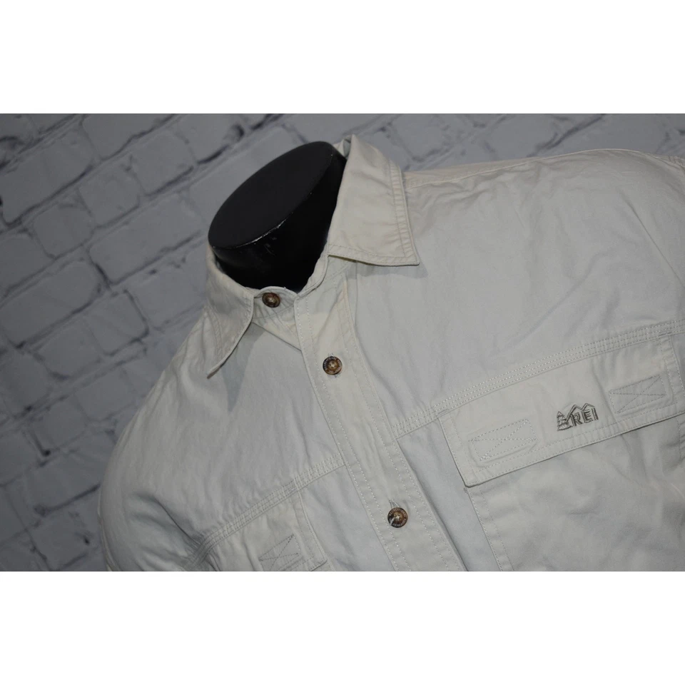 Camisa masculina REI pesca tamanho grande alta LT desempenho acampamento caminhadas ventilada branca - Imagem 2 de 4