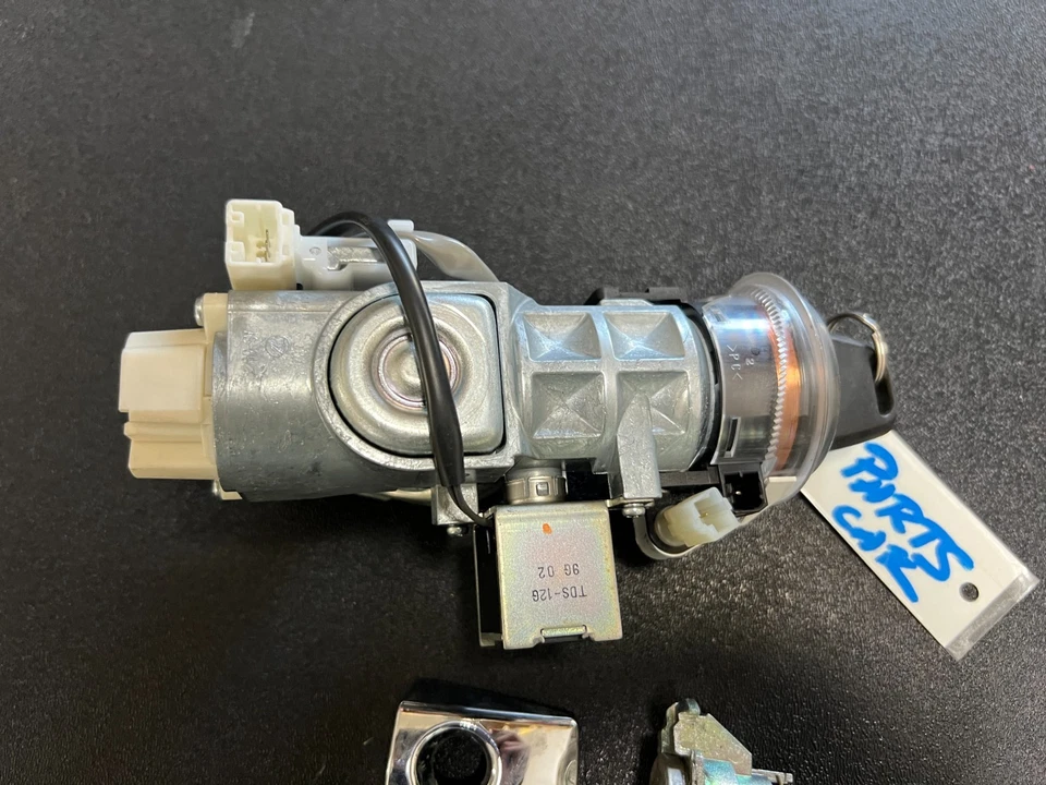 Interruptor de encendido Subaru Forester 2009-2013 bloqueo con llave OEM (para 2013 Forester) Foto 2 de 4