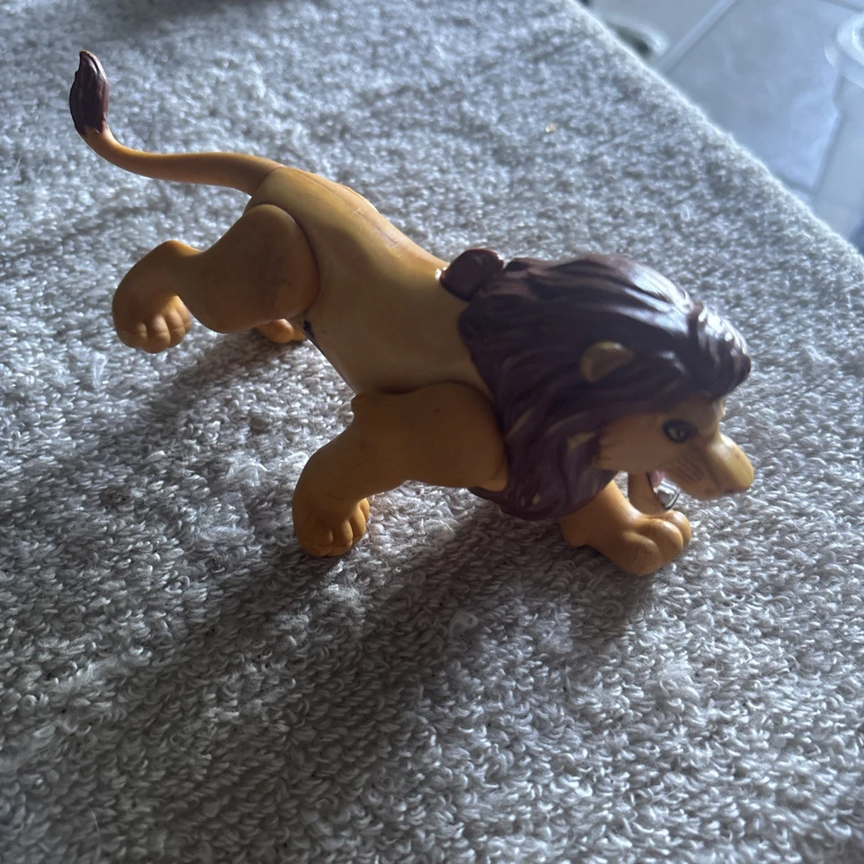 Figura Simba Adulto Acción Lucha El Rey León Disney 1994 De Colección Mattel Foto 3 de 4