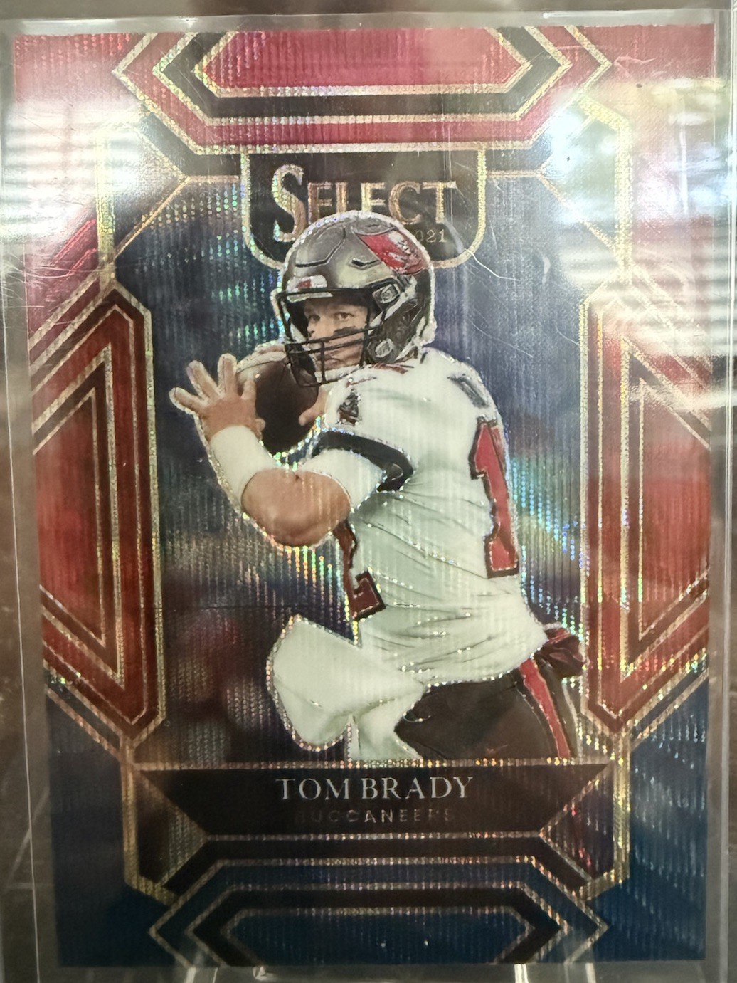 2021 Panini Select Tom Brady Buccaneers Club Level Tri-Color Prizm #201  /149