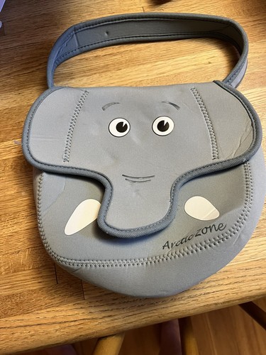 Elephant Shaped insulated lunch tote bag With Matching Freezer Ice Pack. - Picture 2 of 16