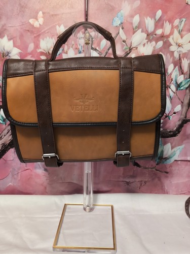 Vetelli Leather Toiletry Bag the Hanging Style
