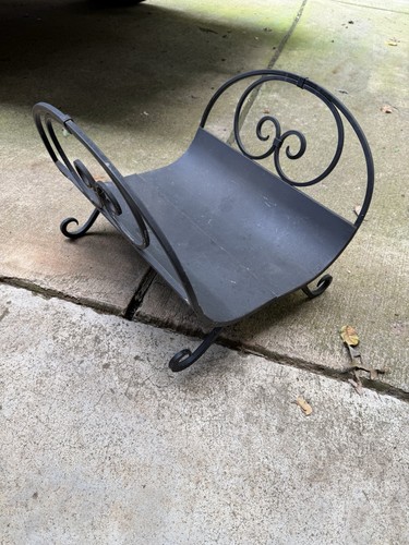 Black Rot Cast Iron Horn Ornate Footed Firewood Firelog Holder 16Lx14Wx12”H Hvy