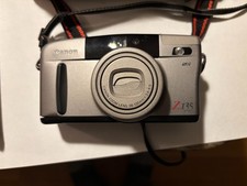 Canon Camera Z135 Excellent Condition with Case/Manual and new batteries READ