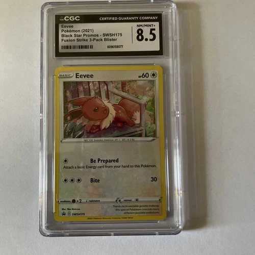 Pokemon Eevee Cosmos Holo #SWSH175 Fusion Strike 2021 - CGC 8.5
