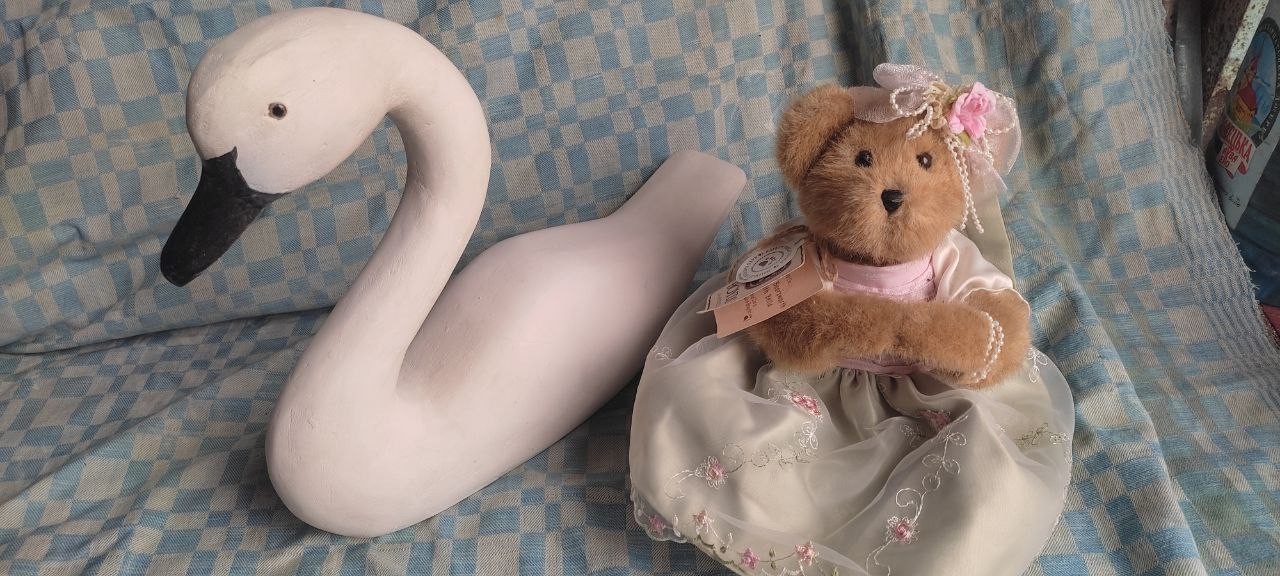 Boyds Bears collectible toy  limited edition number 907 out of 3,000