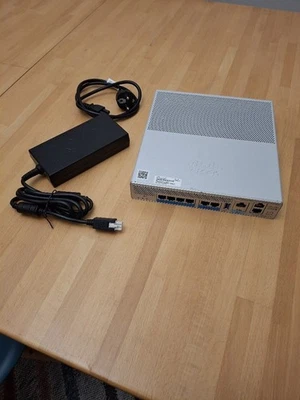 Commutateur Cisco 9800L-C-K9 - Photo 1/4