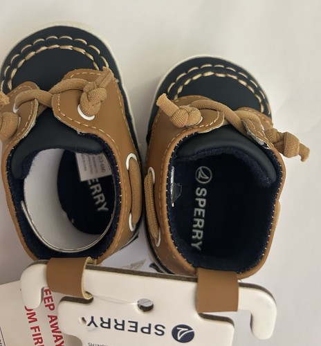 New Sperry Top-Sider size 1 Baby Shoes 0-3 Months - Picture 3 of 20