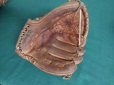 Vintage Wilson Baseball Glove - Jim "Catfish" Hunter - Youth Glove - A2164-RHT