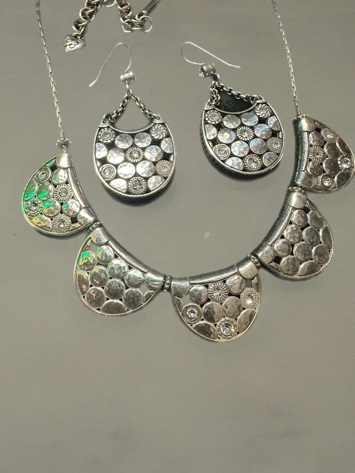 Brighton LUNA Collar 18 Inch Hammered Silver Necklace Rhinestones Earrings Set - Image 3 of 4