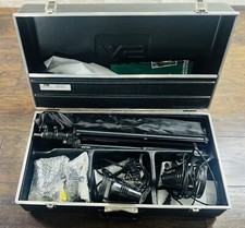 SMITH VICTOR K2R-A Lighting Kit w/ 2 700SG Lights 2 Tripods, Umbrellas And More