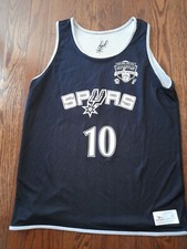 San Antonio Spurs 10 Youth Camp Black/White Reversible Jersey 