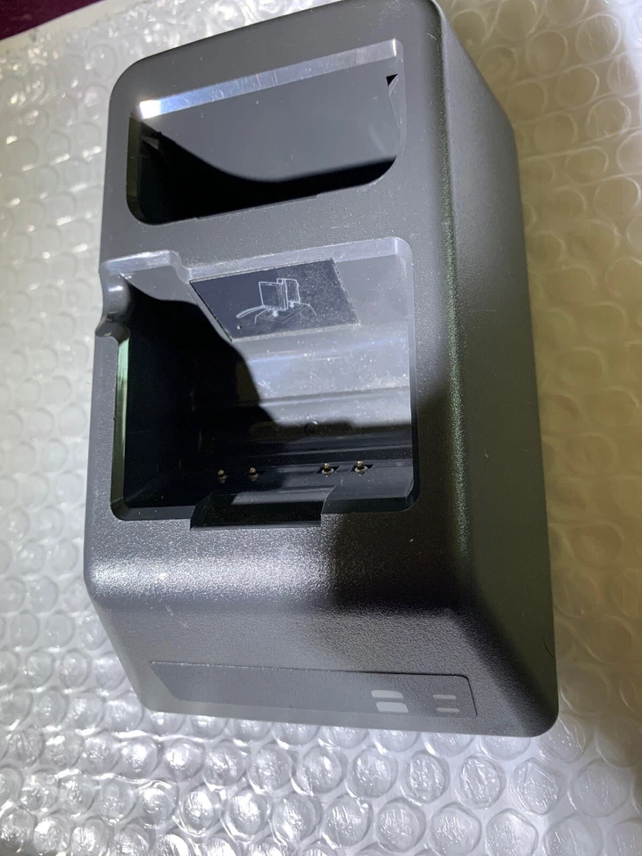 Cargador de escritorio nec corportaion bc-710-a *sin cable de alimentación* Foto 3 de 3