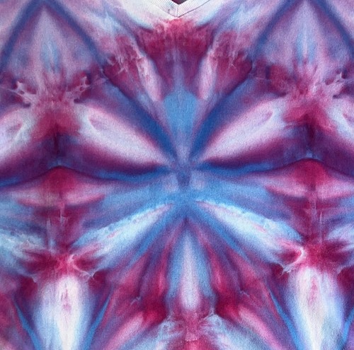 Flag Fold Ice Tie Dye T-Shirt, Women's L SS V Neck, Blue Fuchsia & Lavender - Picture 3 of 6