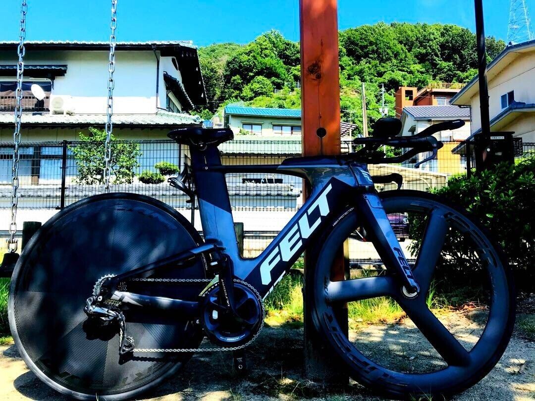 FELT TT Bike Black Ultegra 11s Already Maintained Good FELT TT Bike Black Ultegra 11s Already Maintained Good