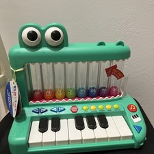 Crocodile Kids Musical Piano Keyboard Toy, Light-Up Bouncing Balls, Green