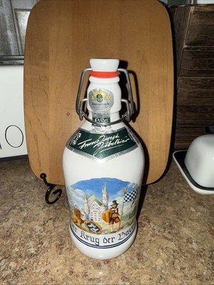 Vintage German ''Der Krug De Bayern'' Bottle Jug Growler 