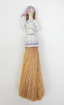 VINTAGE ART DECO PORCELAIN HALF DOLL BRUSH CRUMB WHISK BROOM 94-23, GERMANY