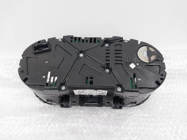 2015 Volkswagen Polo Instrument Clusters 6C0920741A - Image 4 of 4